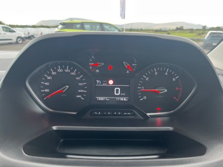 2020 Peugeot Rifter - photo 13