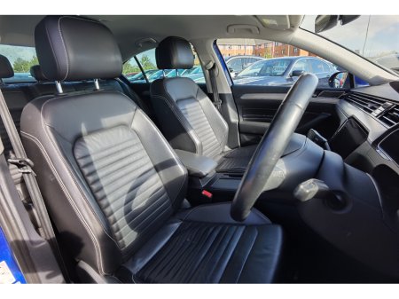 2020 Volkswagen Passat - photo 9