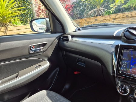 2023 Suzuki Swift - photo 23