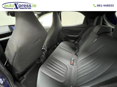 2023 Toyota Yaris - photo 4