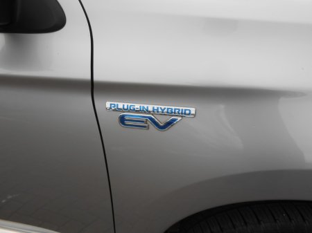 2017 Mitsubishi Outlander - photo 25