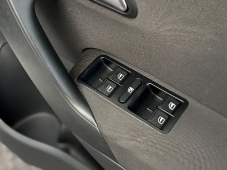 2013 Volkswagen Polo - photo 9