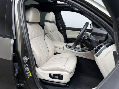 2025 BMW X5 - photo 11