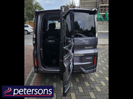 2017 Honda Stepwagon - photo 8