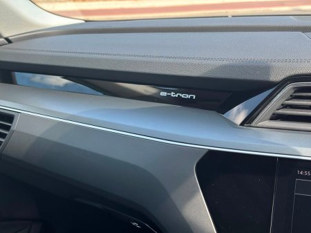 2023 Audi Q8 e-tron - photo 13