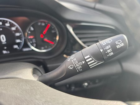 2017 Opel Insignia - photo 27