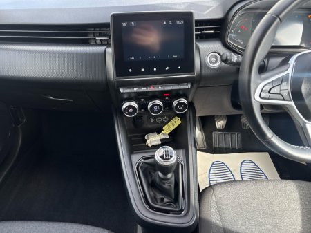 2023 Renault Clio - photo 9