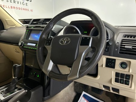 2015 Toyota Land Cruiser - photo 11