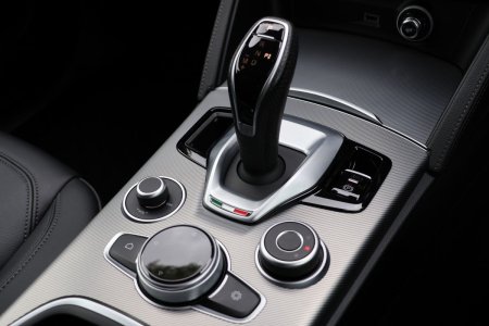 2023 Alfa Romeo Stelvio - photo 14