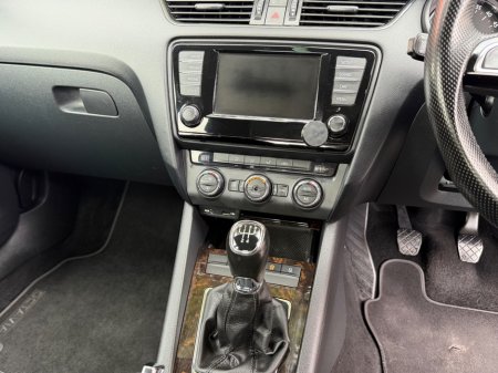 2017 Skoda Octavia - photo 14