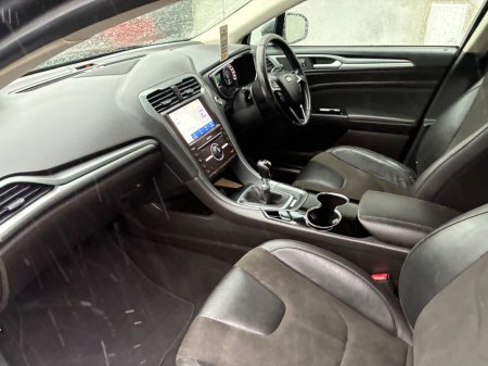 2017 Ford Mondeo - photo 21