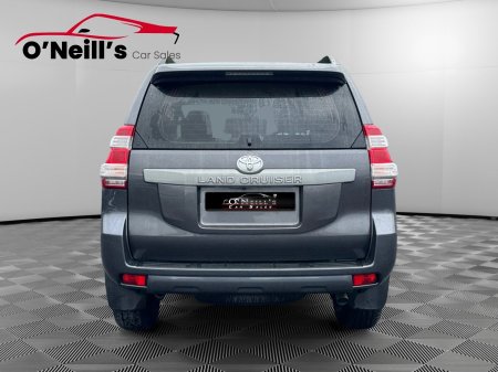 2016 Toyota Land Cruiser - photo 2