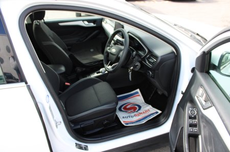 2020 Ford Focus - photo 11