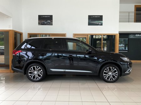 2018 Mitsubishi Outlander - photo 2
