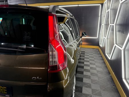 2013 Citroen C4 Picasso - photo 12