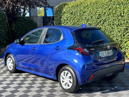 2021 Toyota Yaris - photo 5