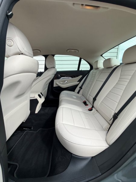 2018 Mercedes-Benz E-Class - photo 9