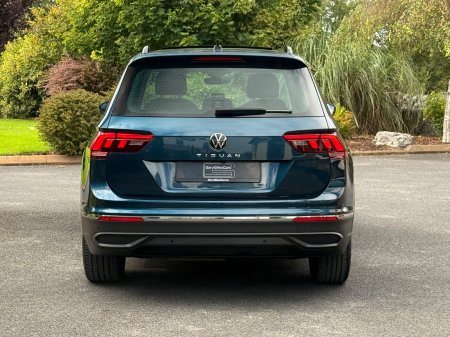 2023 Volkswagen Tiguan - photo 6