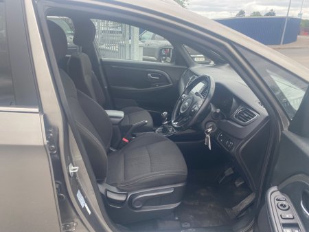 2019 Kia Carens - photo 24