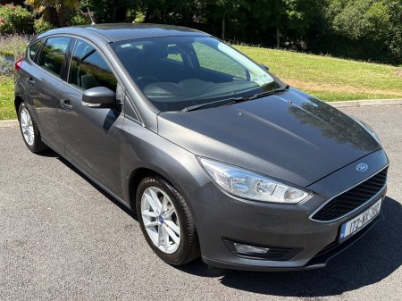 2017 Ford Focus - photo 2