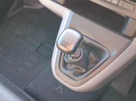 2021 Peugeot Expert - photo 12