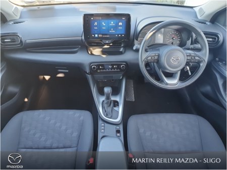 2025 Mazda Mazda2 - photo 2