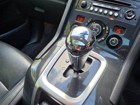 2016 Peugeot 5008 - photo 18