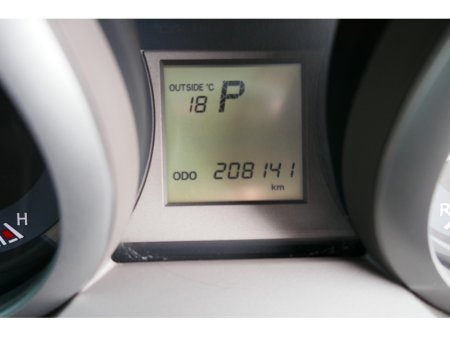 2015 Toyota Land Cruiser - photo 26