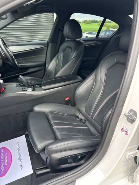 2017 BMW 5-Series - photo 23