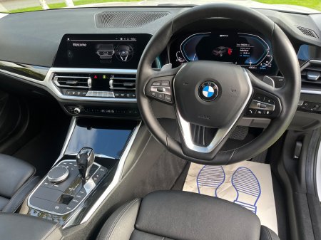 2021 BMW 3-Series - photo 35
