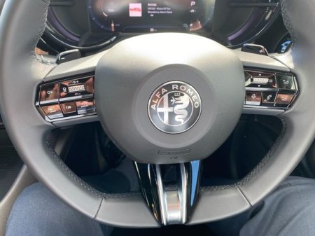 2026 Alfa Romeo Junior - photo 15