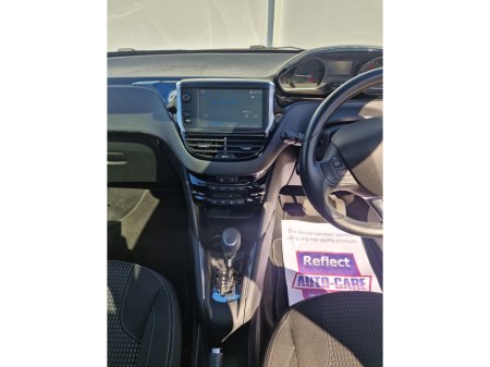 2017 Peugeot 208 - photo 19