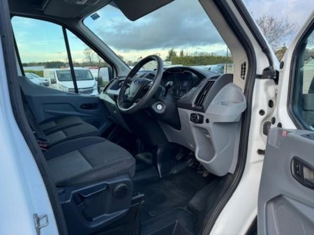 2019 Ford Transit - photo 10