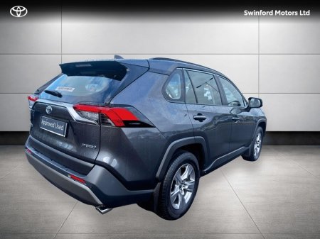 2024 Toyota RAV4 - photo 2