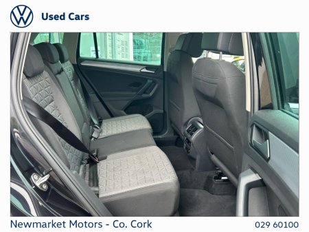 2021 Volkswagen Tiguan - photo 3