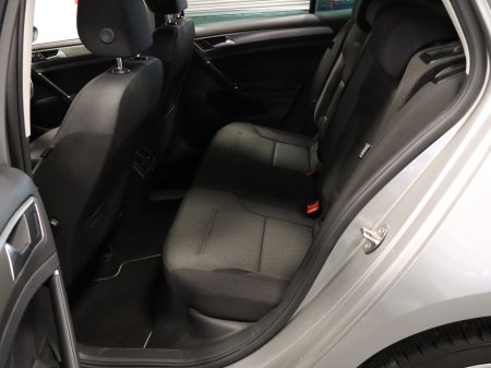 2017 Volkswagen Golf - photo 29