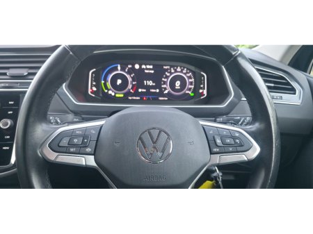 2022 Volkswagen Tiguan - photo 18