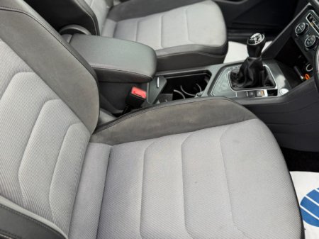 2020 Volkswagen Tiguan - photo 12