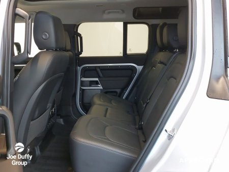 2024 Land Rover Defender - photo 5