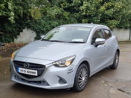 2017 Mazda Demio - photo 10
