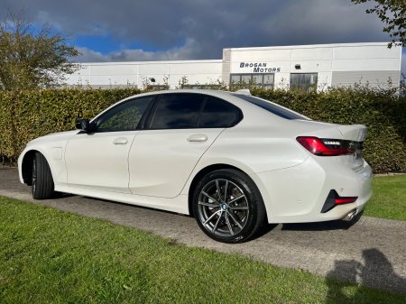 2021 BMW 3-Series - photo 7