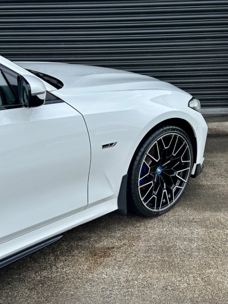 2022 BMW 3-Series - photo 8