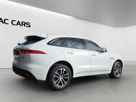 2018 Jaguar F-Pace - photo 3