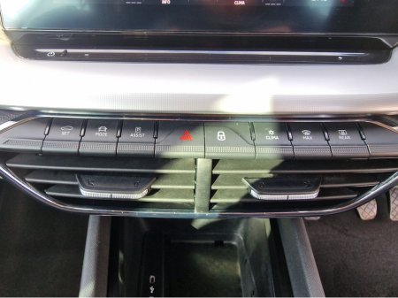 2020 Skoda Octavia - photo 26