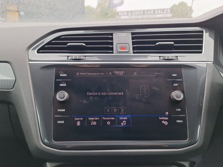 2023 Volkswagen Tiguan - photo 28