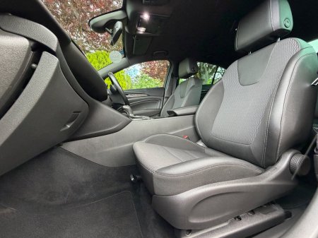 2018 Vauxhall Insignia - photo 9