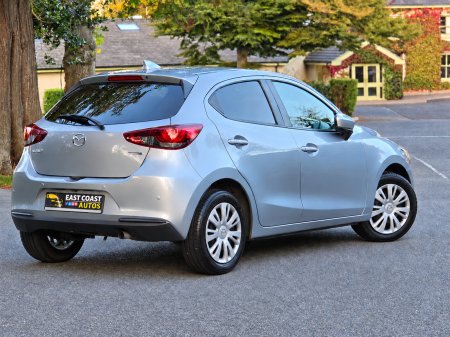 2021 Mazda Mazda2 - photo 2