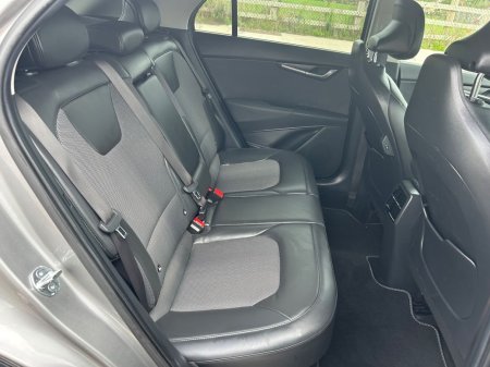 2024 Kia Niro - photo 10