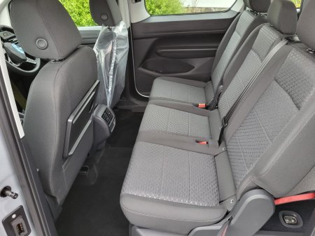 2026 Ford Tourneo Connect - photo 17