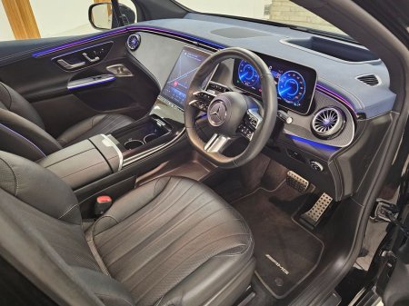2026 Mercedes-Benz EQE - photo 11